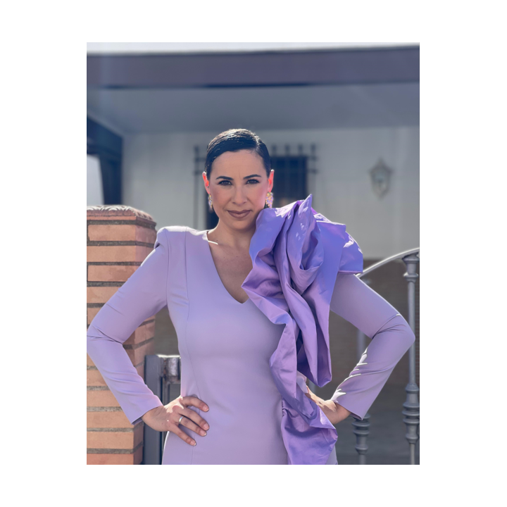 Vestido Ajustado con Volante Grande en el Hombro – Elegancia Única | Doble S Moda