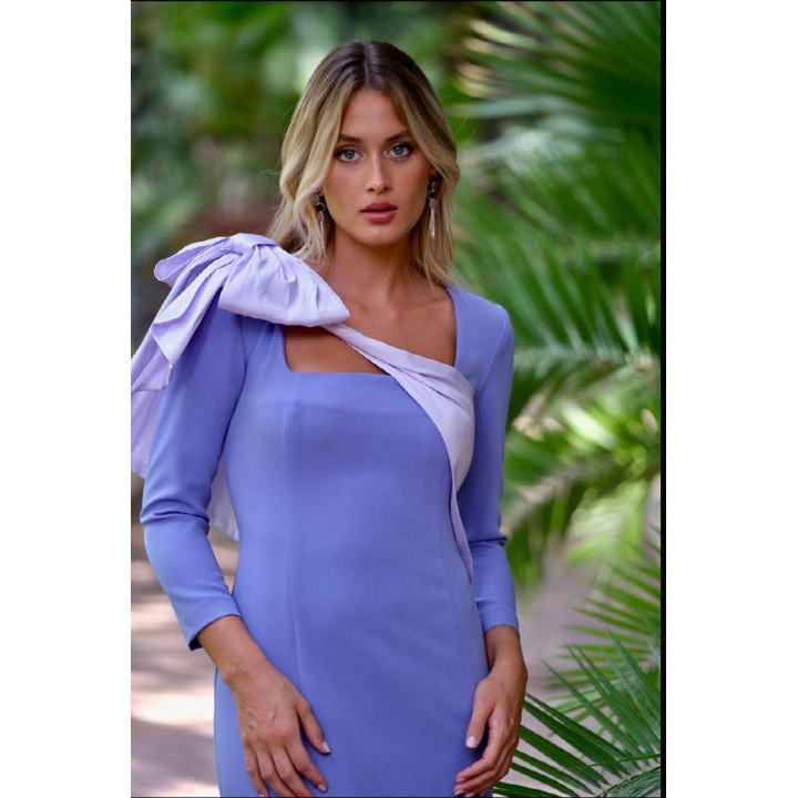 Vestido midi elegante con escote cuadrado y moña de tafetán | Doble S Moda